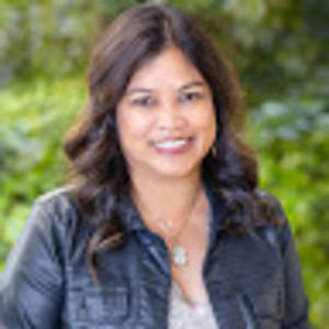 Meet your Posher, Liza